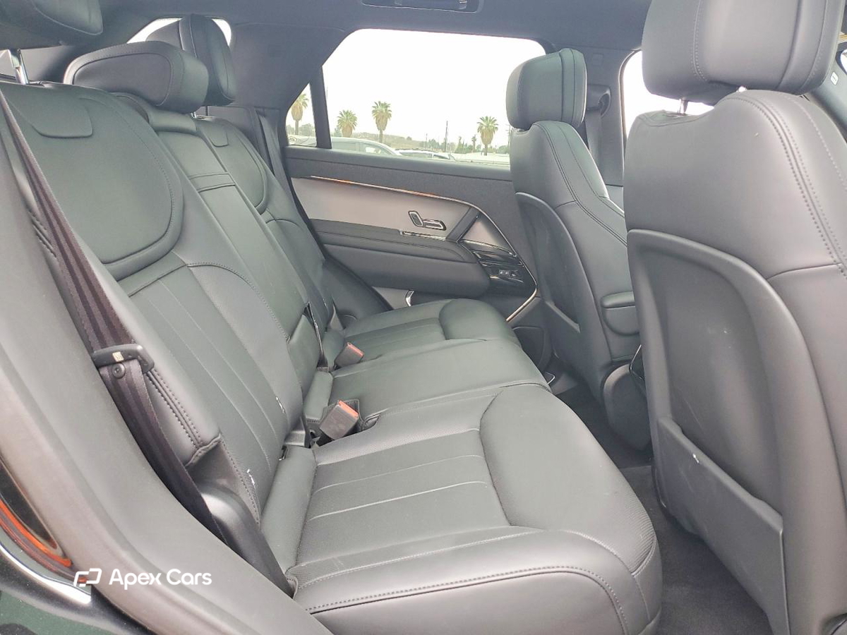 Land Rover Range Rover 2025