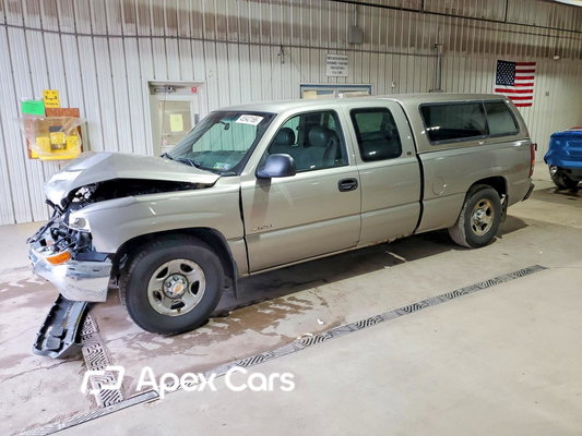 Chevrolet Silverado 2000 - Image 1 of 12