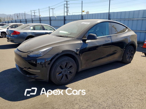Tesla Model Y 2025 - Zdjęcie 1 z 13