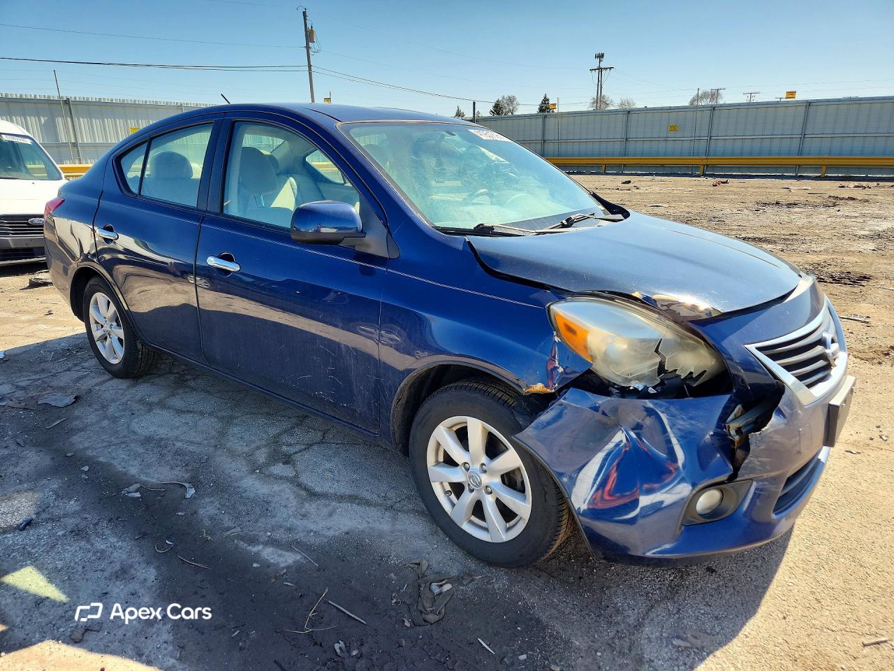 Nissan Versa 2012
