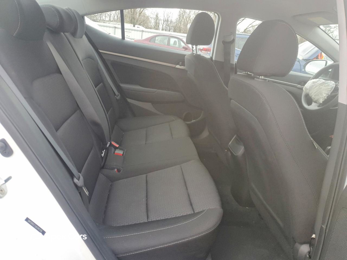 Hyundai Elantra 2018