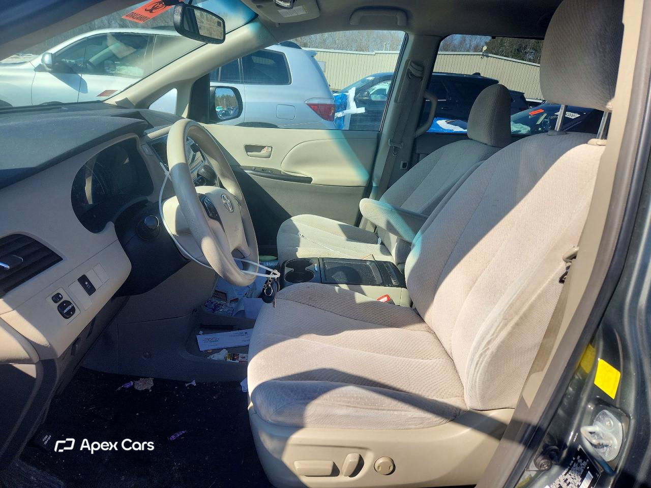Toyota Sienna 2011