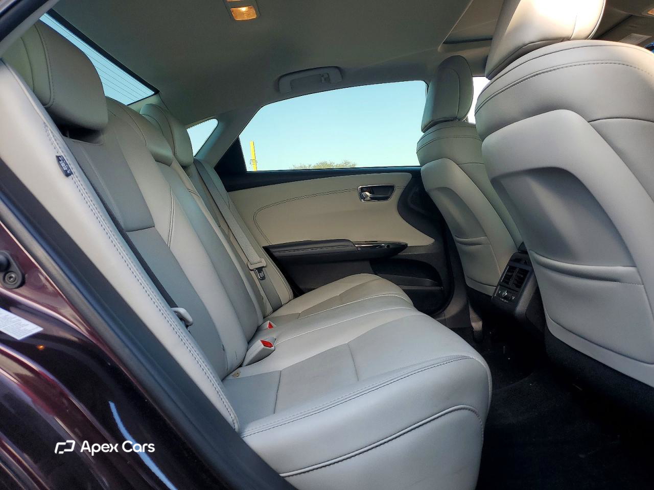 Toyota Avalon 2014