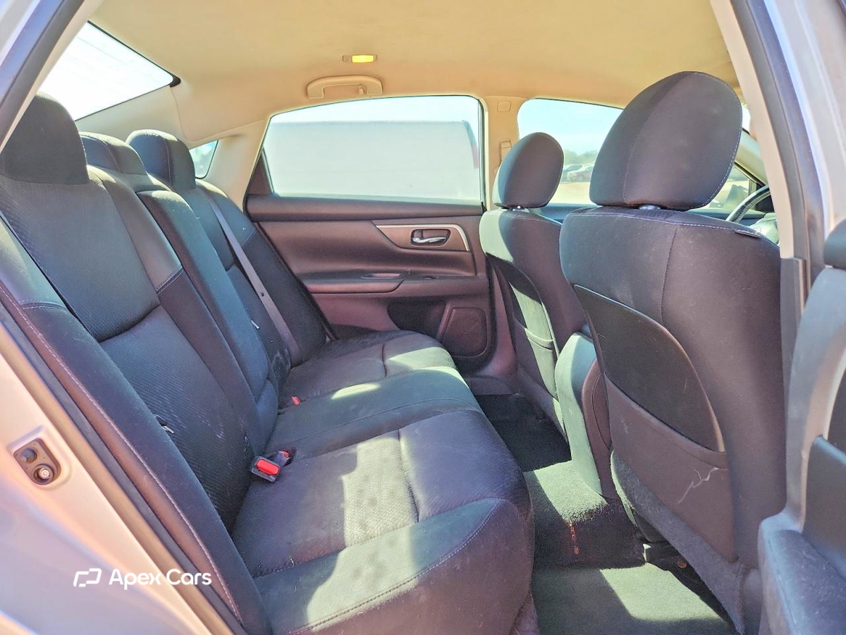 Nissan Altima 2016