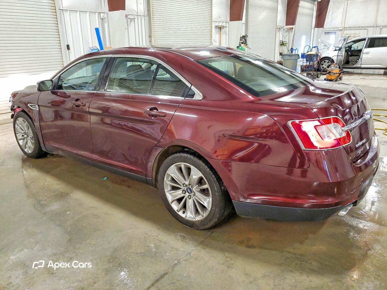 Ford Taurus 2011