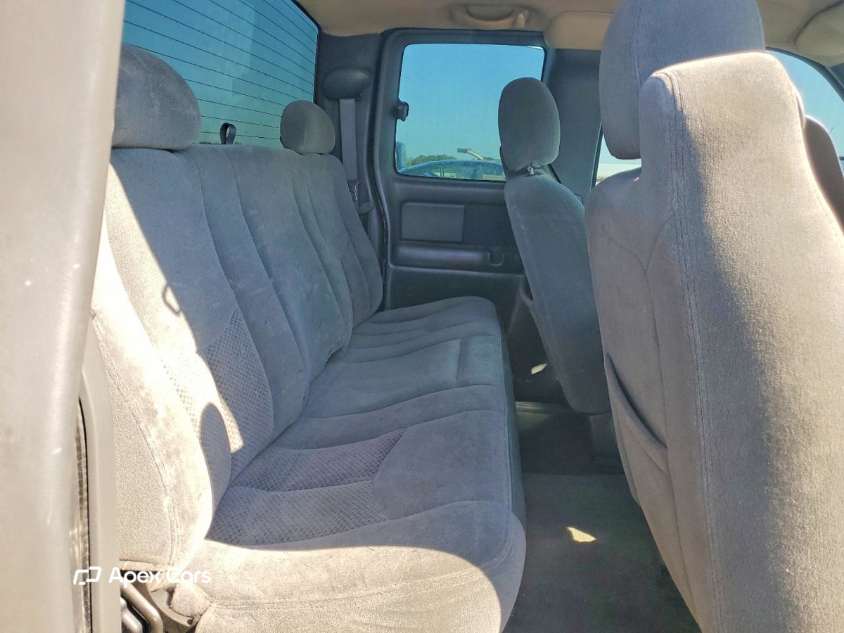 Chevrolet Silverado 2004