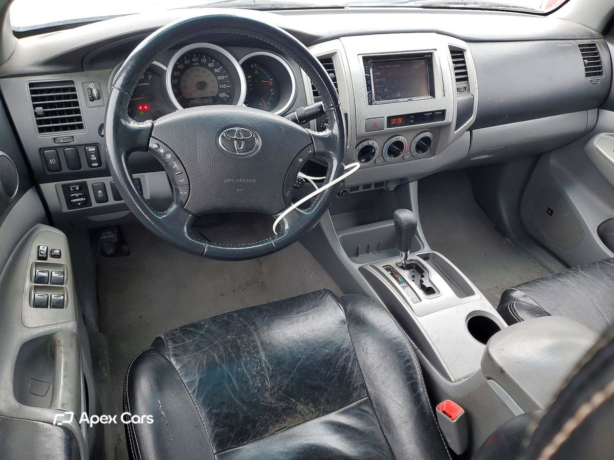 Toyota Tacoma 2010