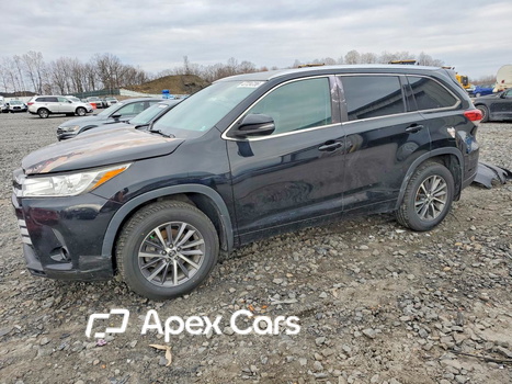 Toyota Highlander 2018 - Image 1 of 13
