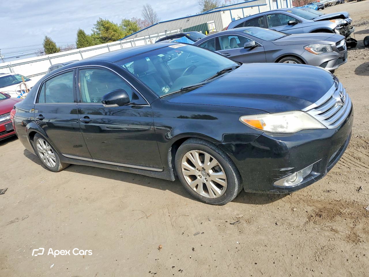 Toyota Avalon 2012