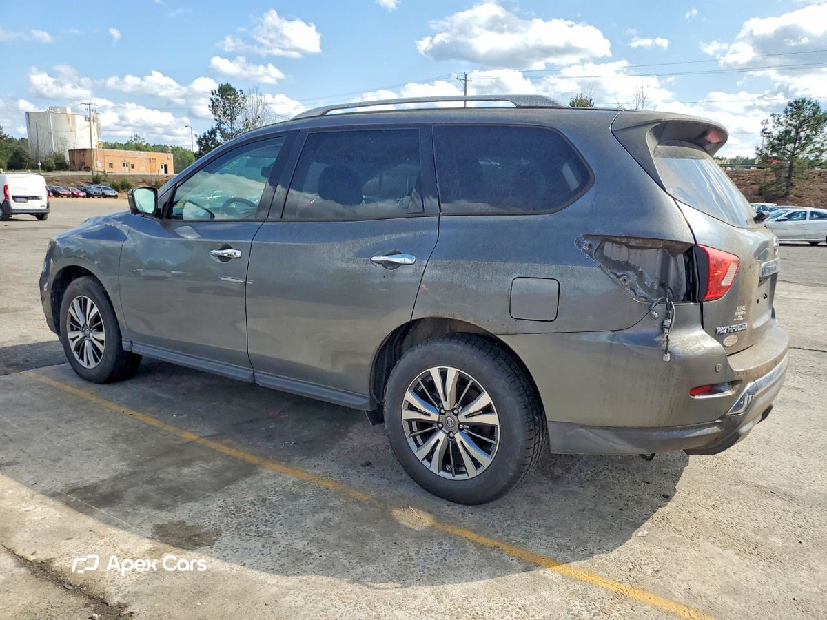 Nissan Pathfinder 2018