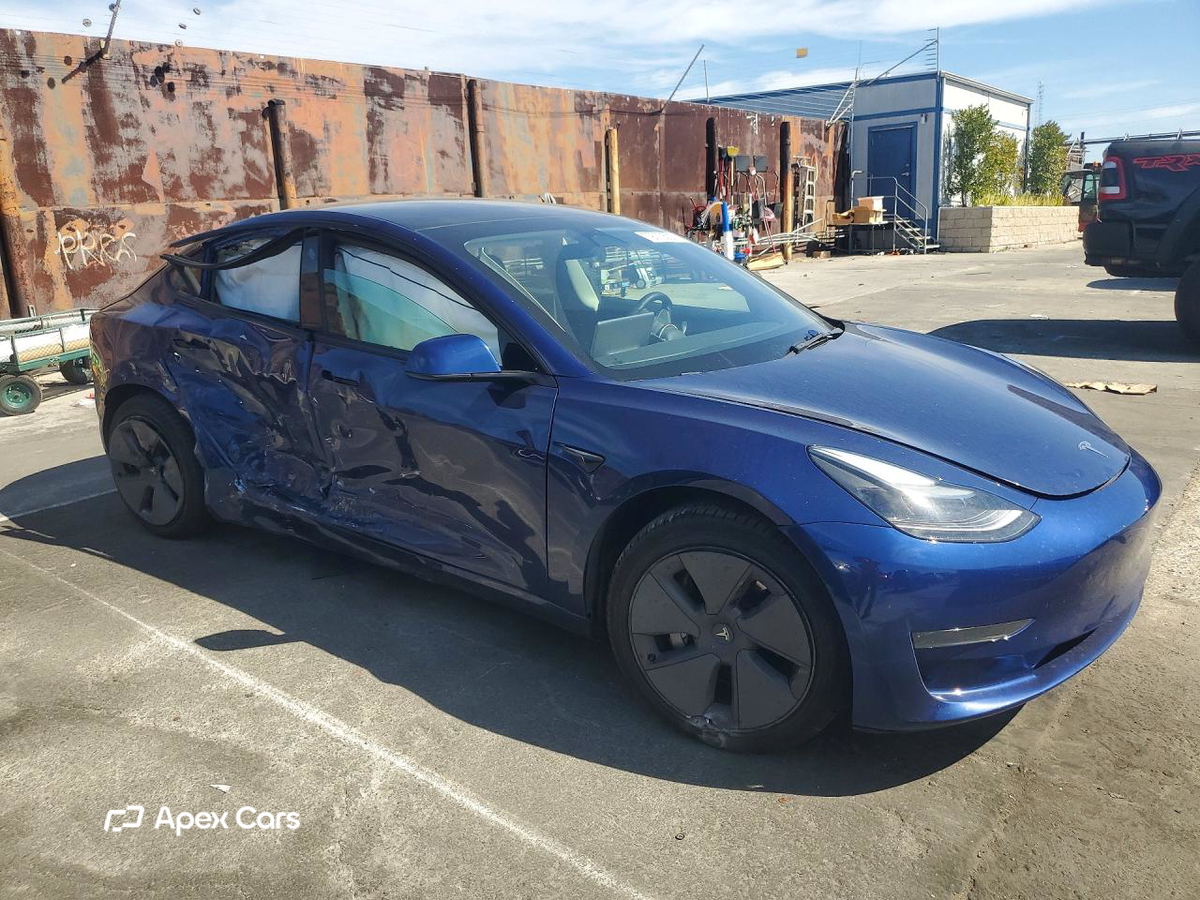 Tesla Model 3 2023