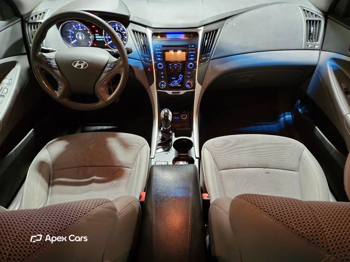 Hyundai Sonata 2013
