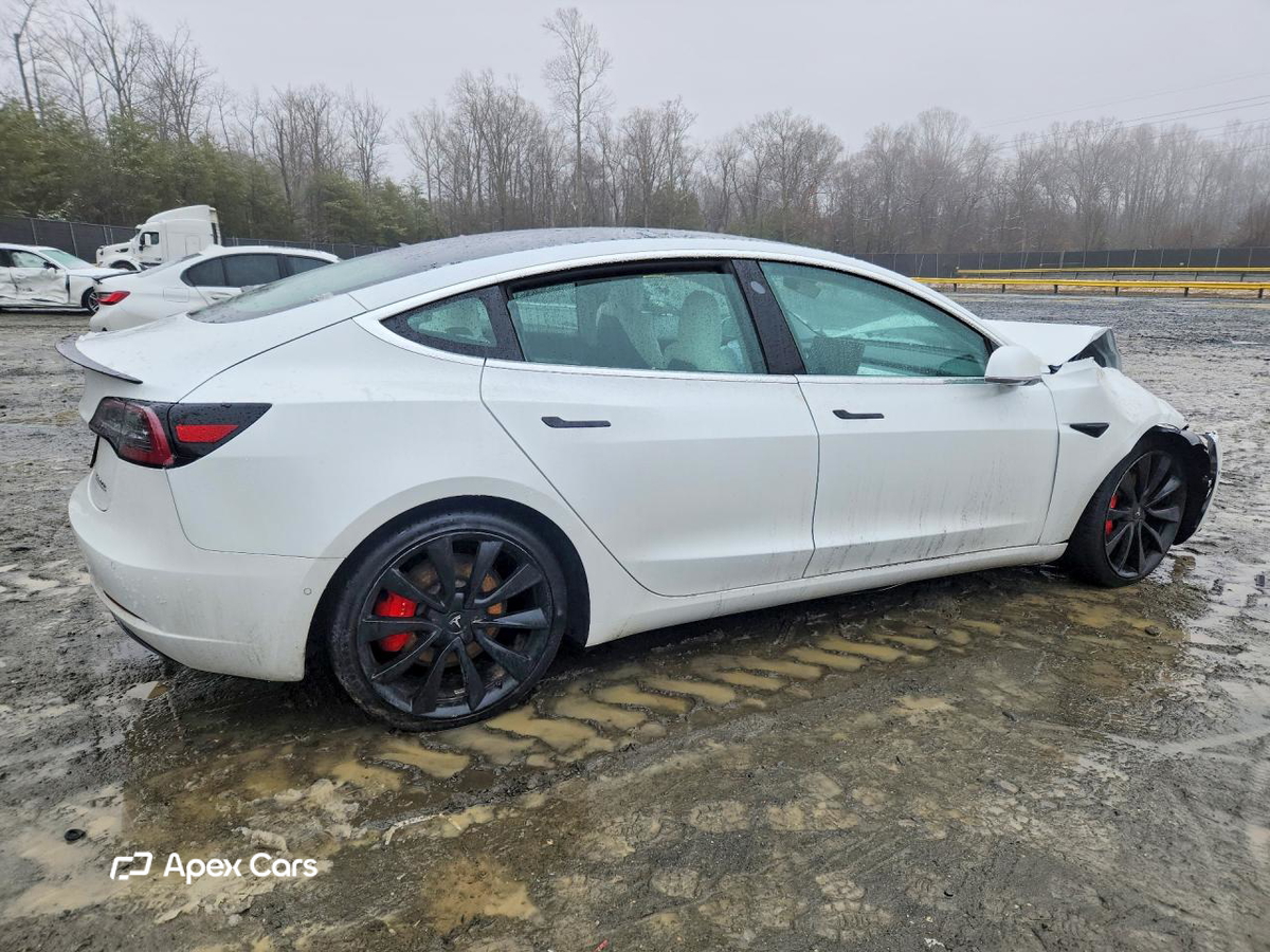 Tesla Model 3 2020