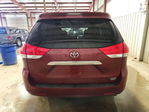 Toyota Sienna 2011