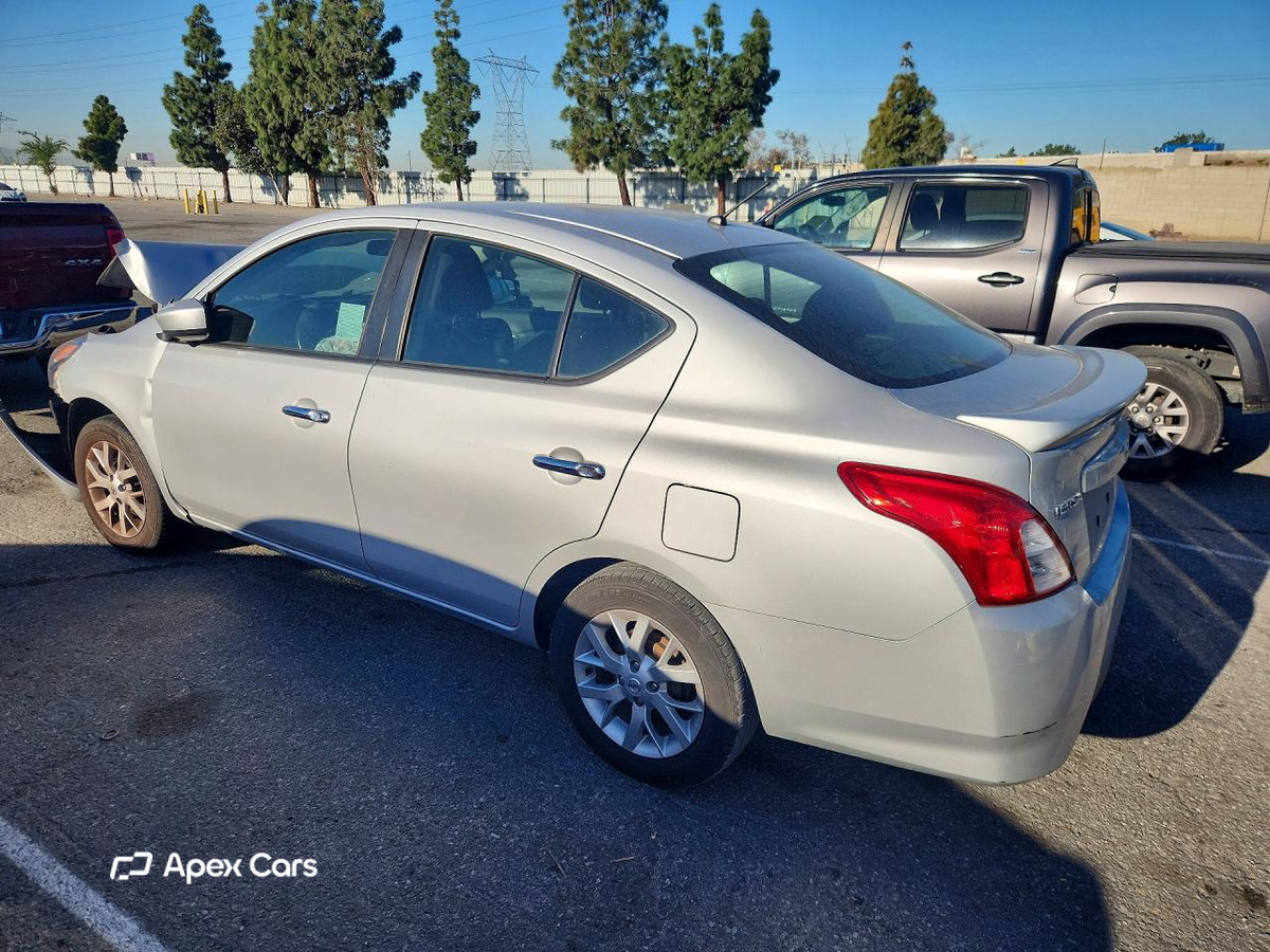 Nissan Versa 2018