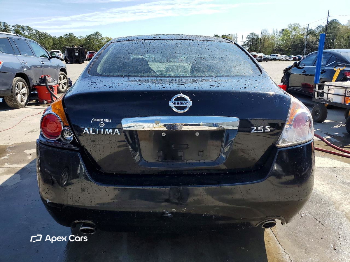 Nissan Altima 2012