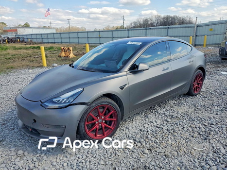 Tesla Model 3 2018 - Image 1 of 12