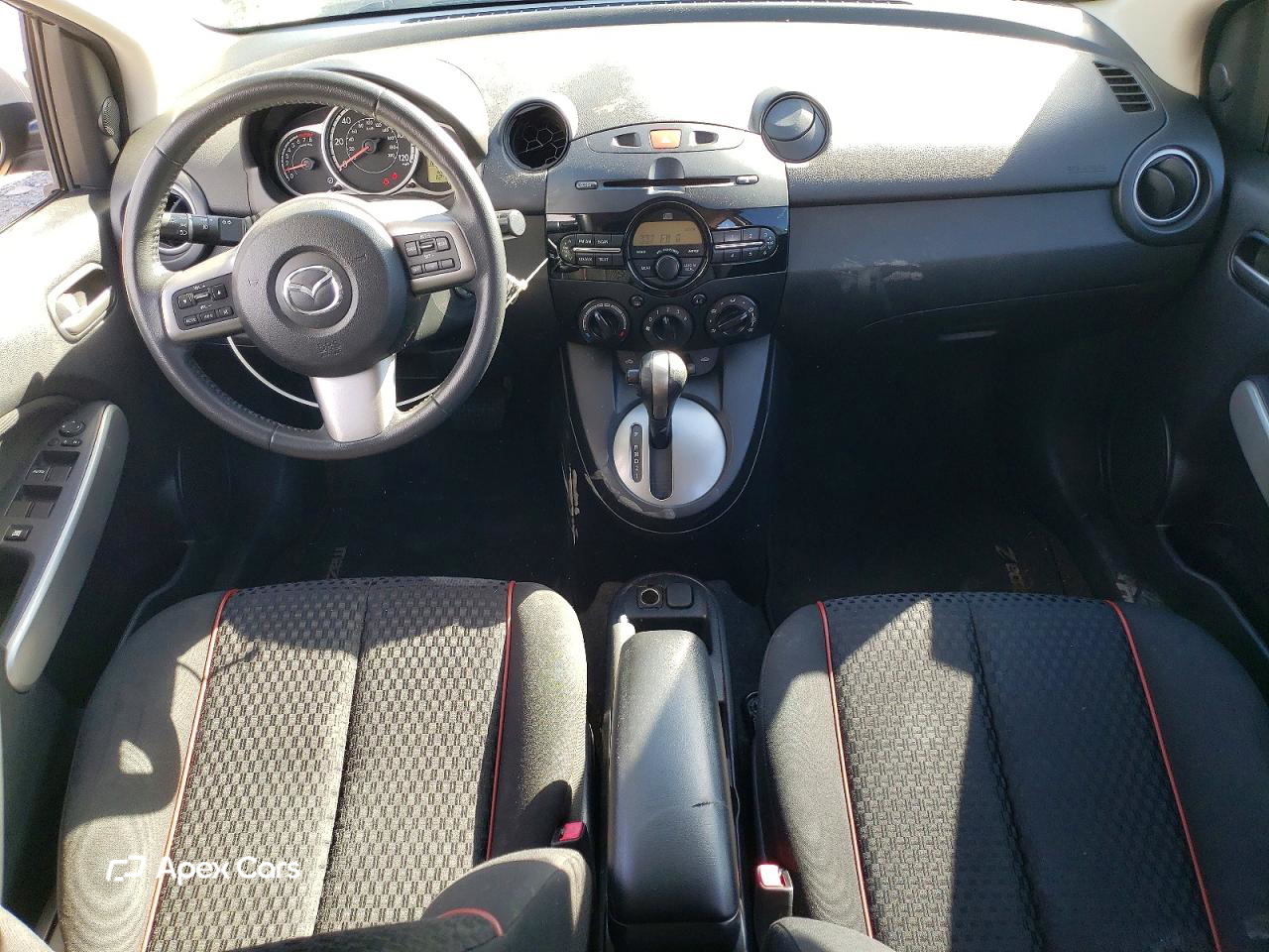 Mazda 2 2011
