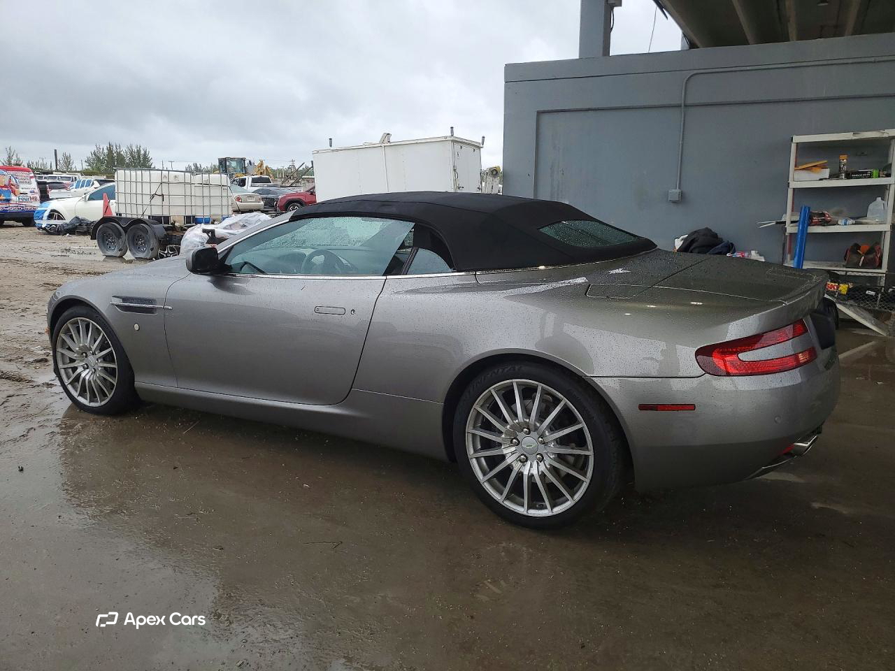 Aston Martin DB9 2006