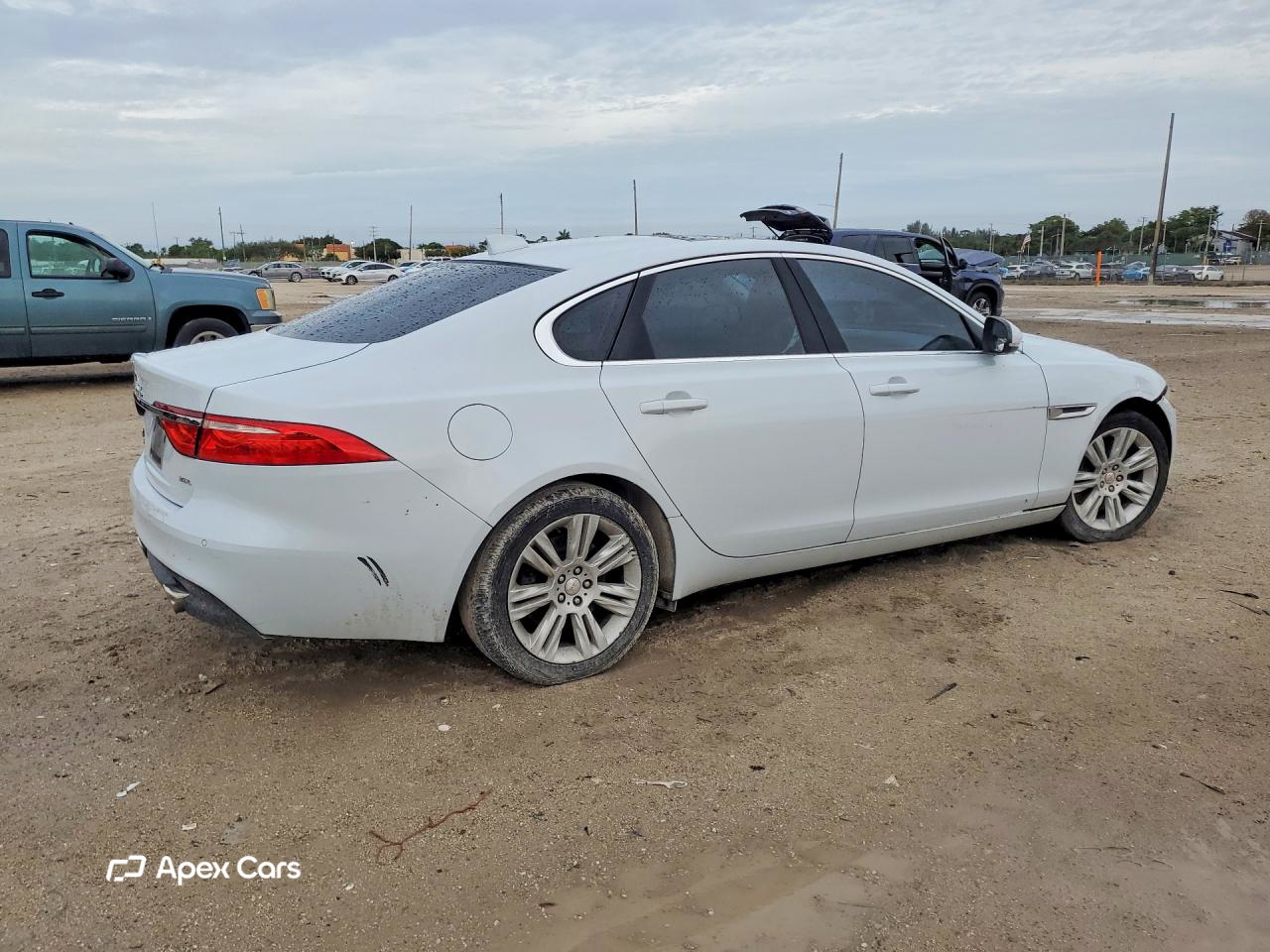 Jaguar XF 2016