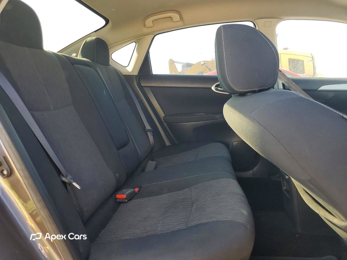 Nissan Sentra 2015