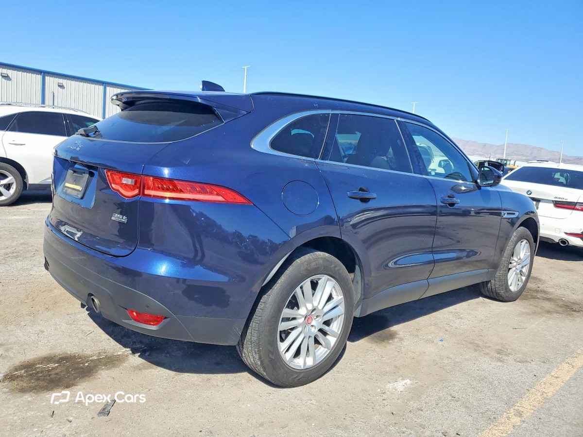 Jaguar F-Pace 2017