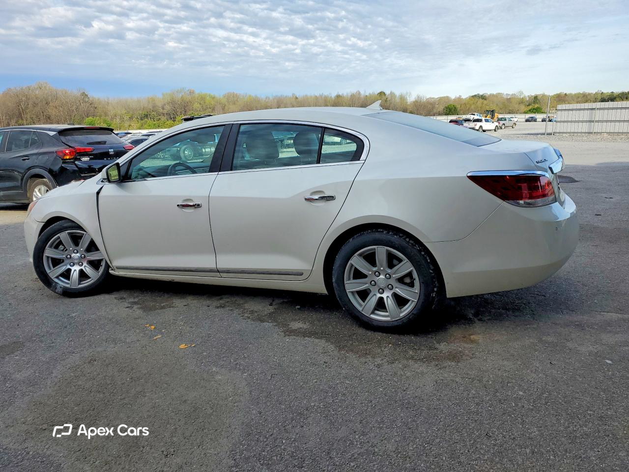 Buick LaCrosse 2011