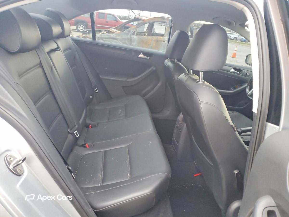 Volkswagen Jetta 2013