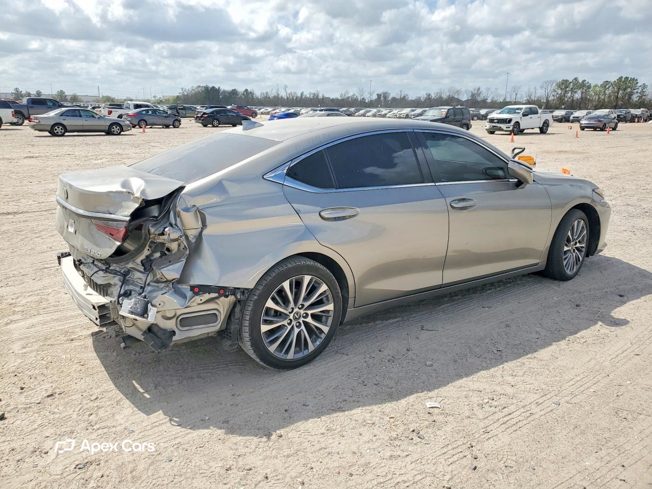 Lexus ES 2021