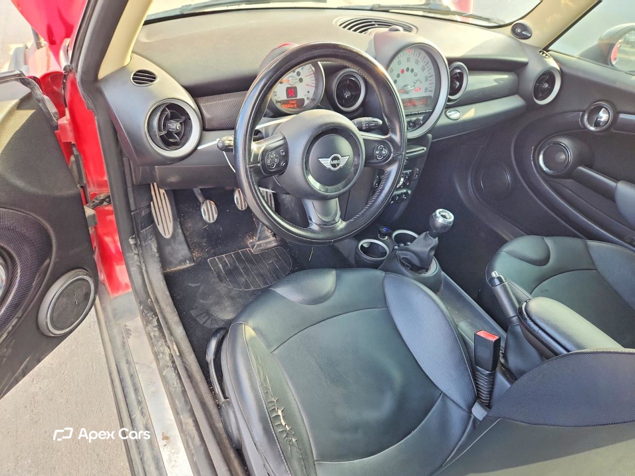MINI Cooper 2011