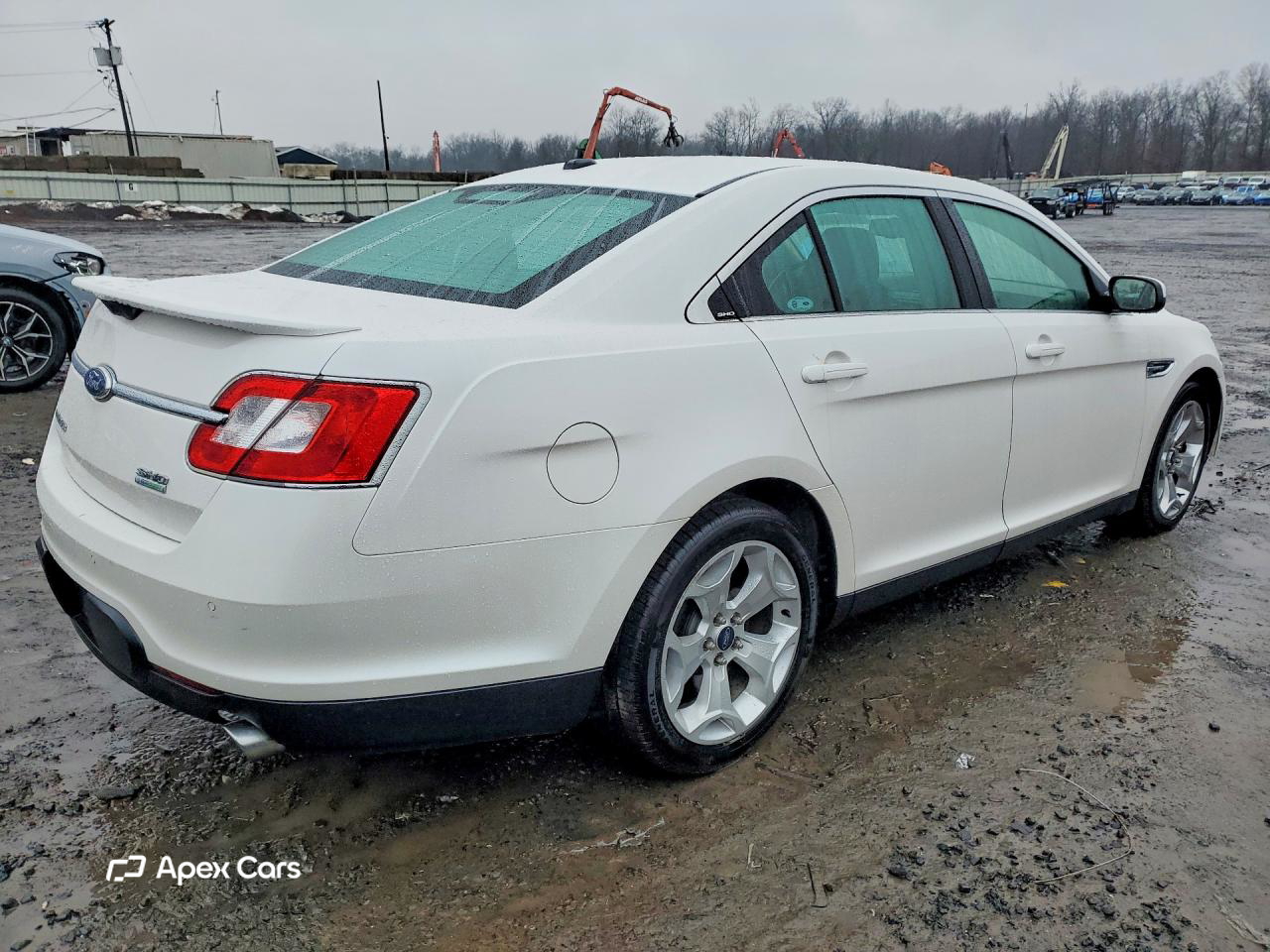 Ford Taurus 2011