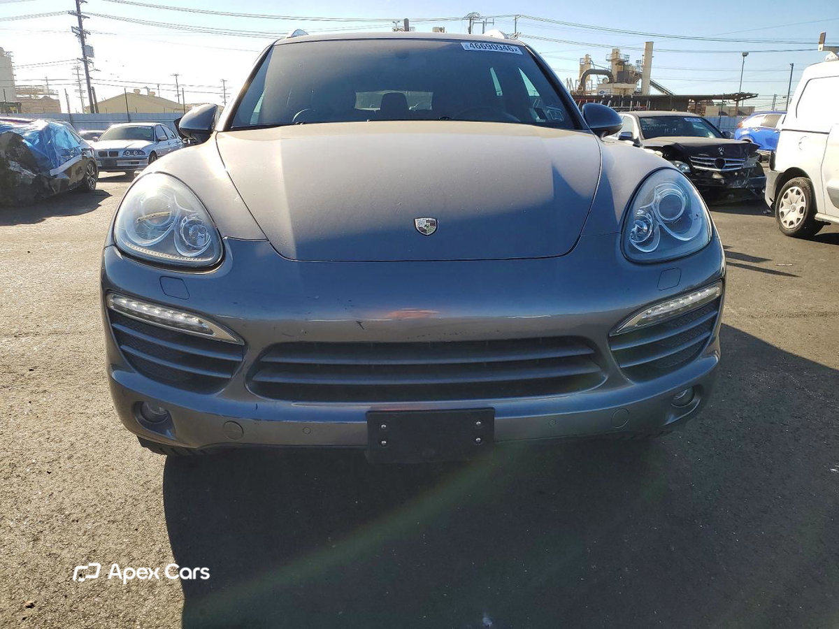 Porsche Cayenne 2012