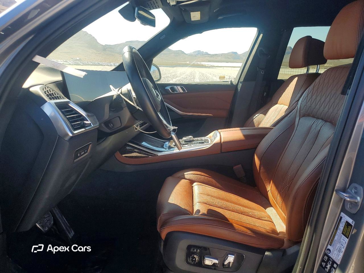 BMW X7 2025
