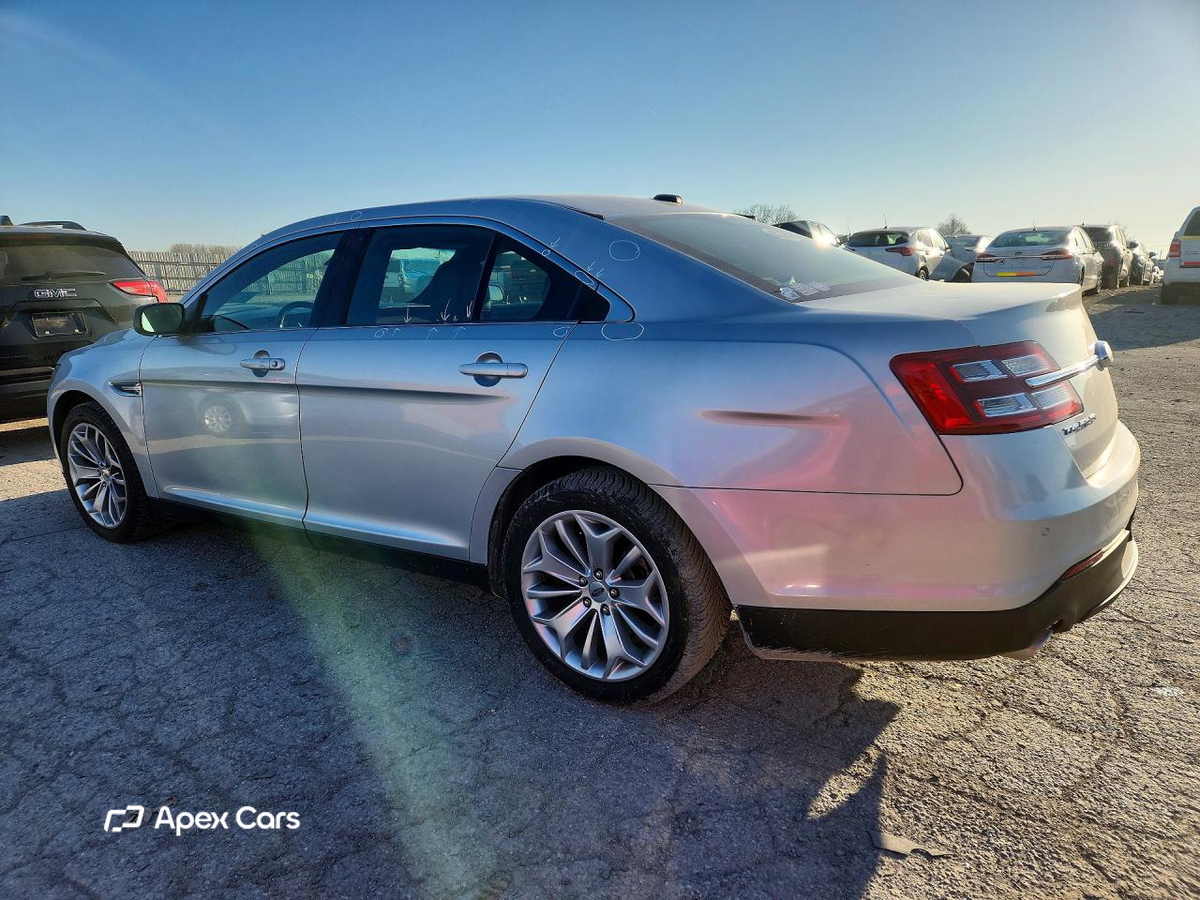 Ford Taurus 2018