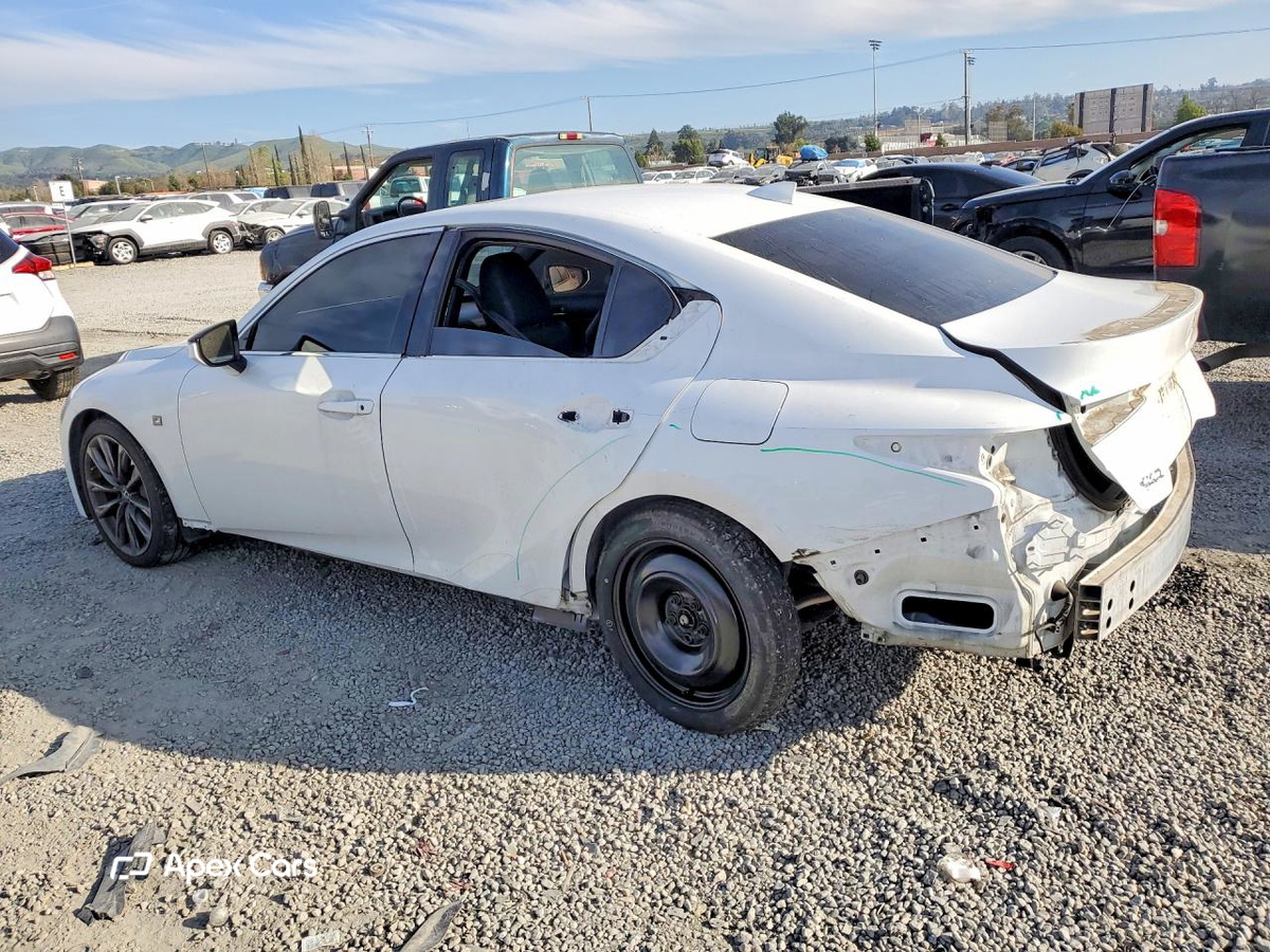 Lexus IS 2021