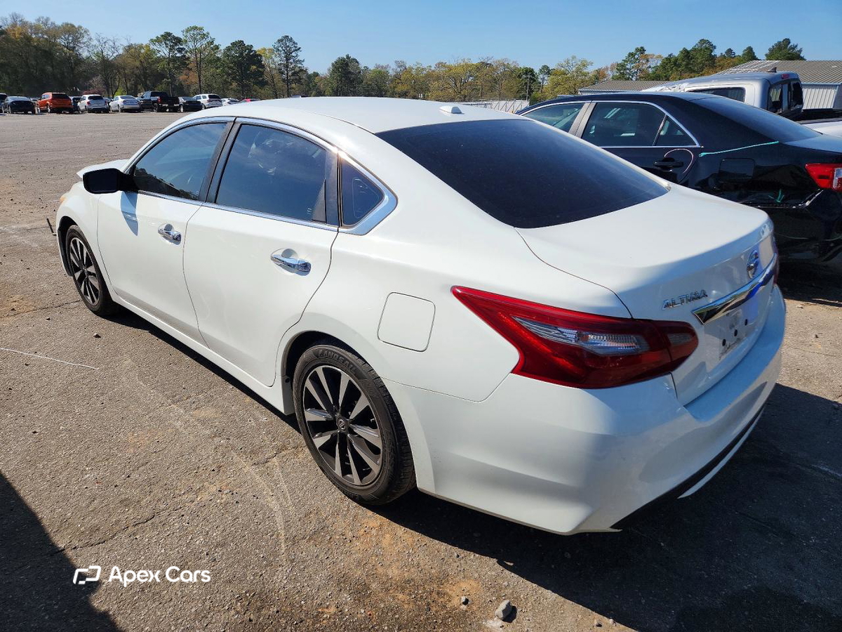 Nissan Altima 2018