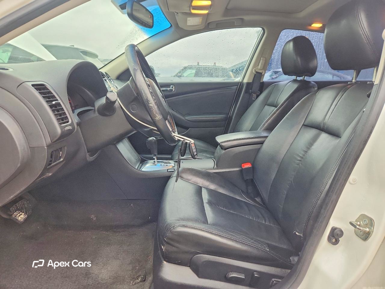 Nissan Altima 2012