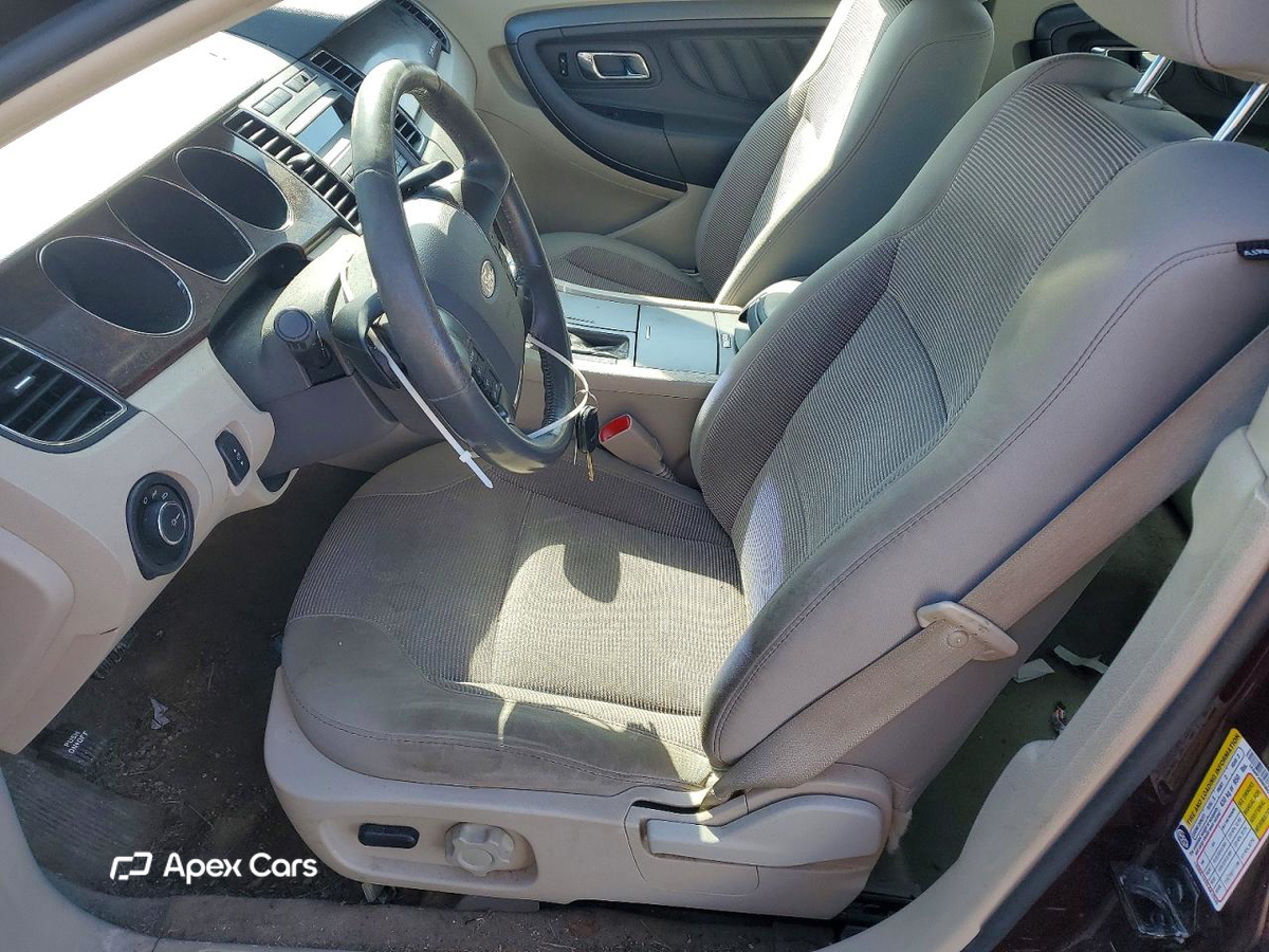 Ford Taurus 2011