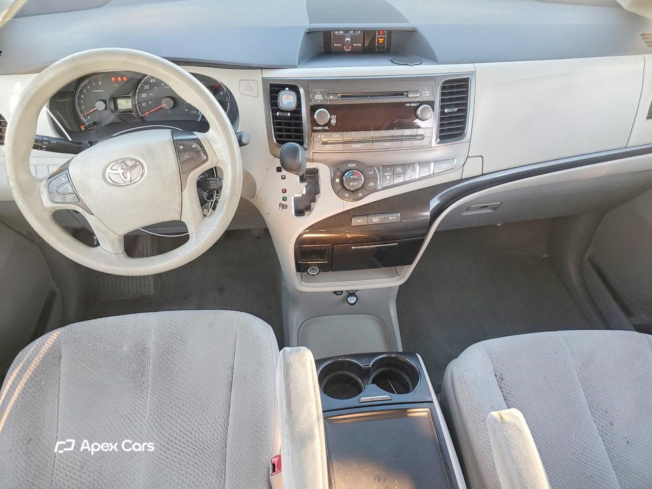 Toyota Sienna 2014
