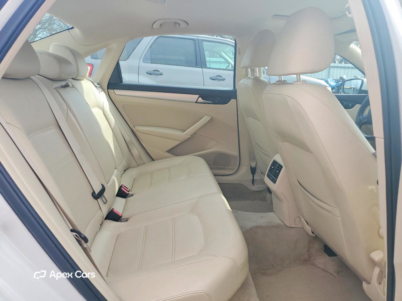 Volkswagen Passat 2013