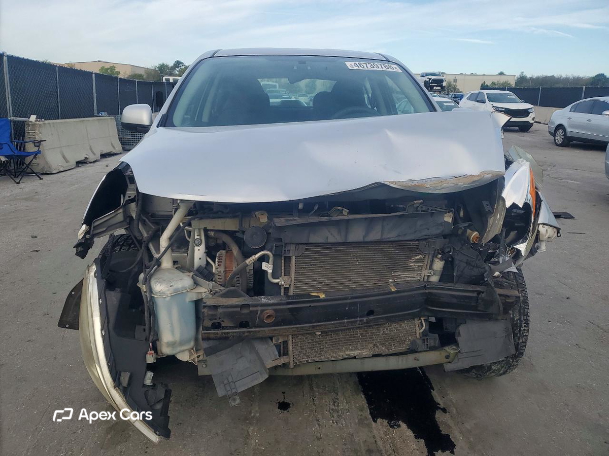 Nissan Versa 2012