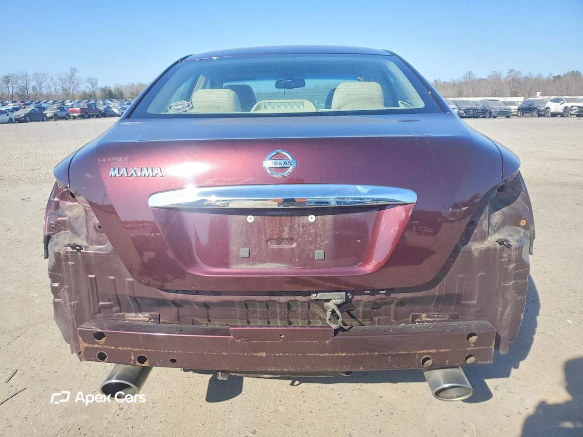 Nissan Maxima 2014