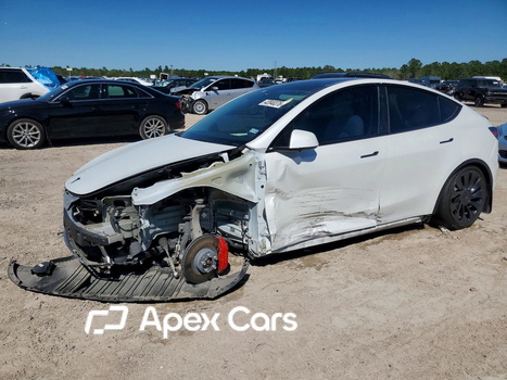 Tesla Model Y 2023 - Image 1 of 14