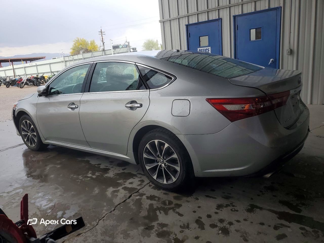 Toyota Avalon 2016