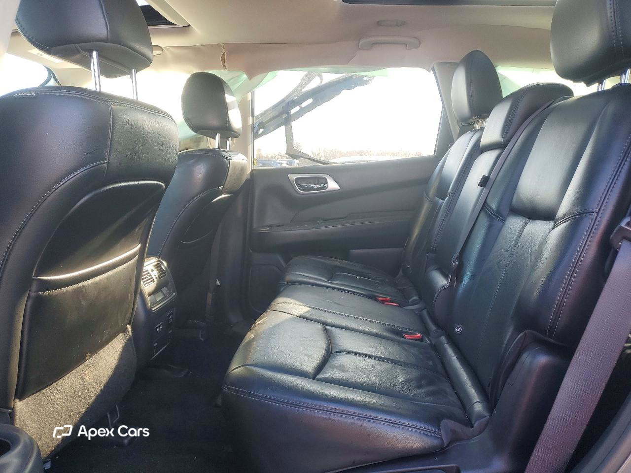 Nissan Pathfinder 2017