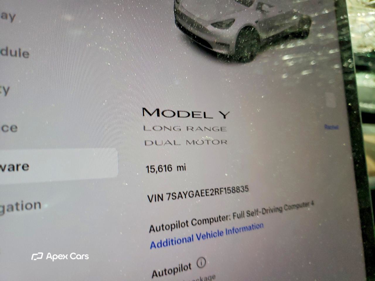 Tesla Model Y 2024
