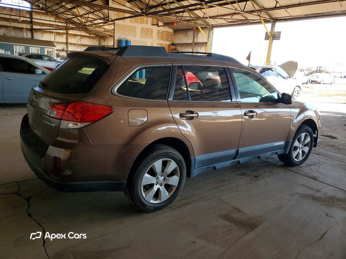 Subaru Outback 2011