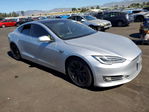 Tesla Model S 2018