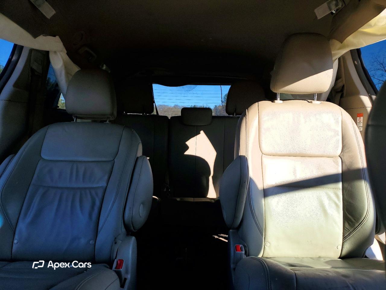 Toyota Sienna 2015