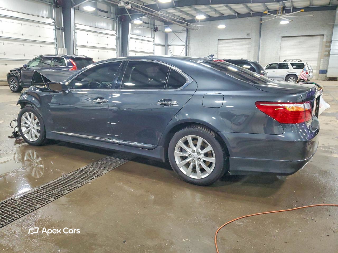 Lexus LS 2011